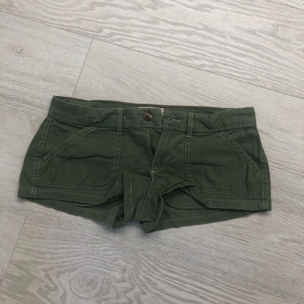 Short shorts